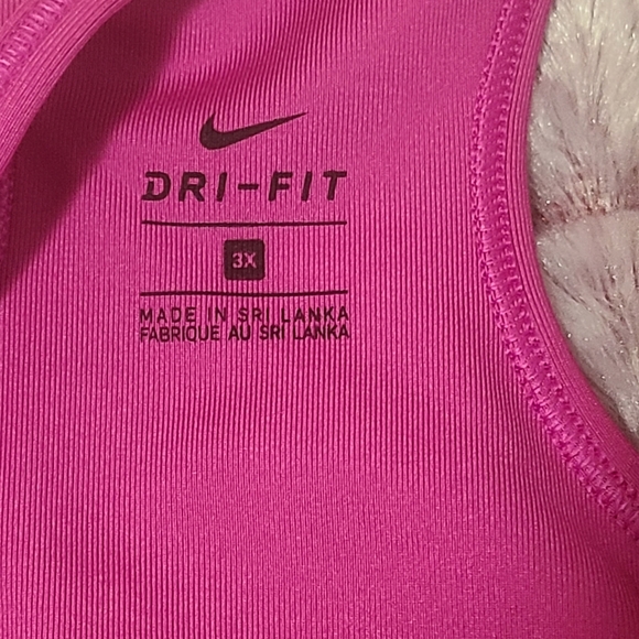 Nike swoosh plus size bra 3X pink - Picture 5 of 5